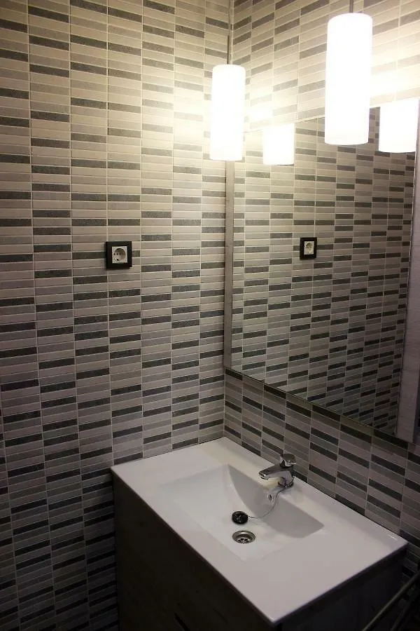 Jinetes 16, Pool, Historic Center, Free Parking, Quite Neighborhood, Ce Apartment Malaga